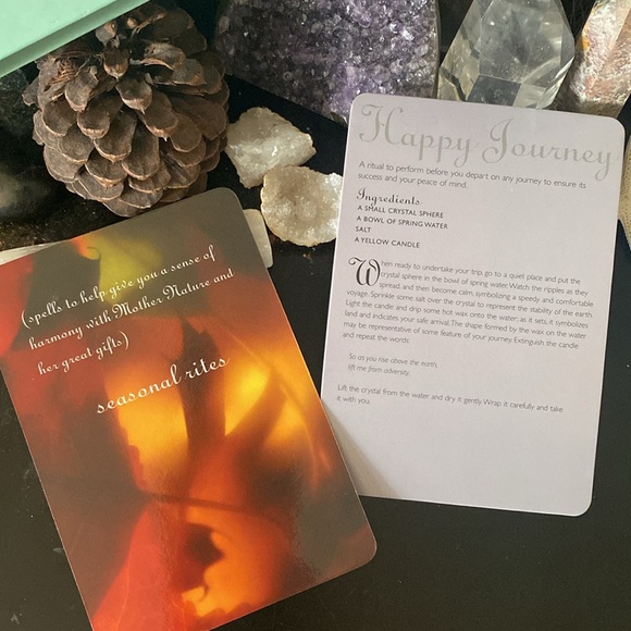 Spells & Charms Card Deck by Nicola de Pulford - Picture 7 of 9